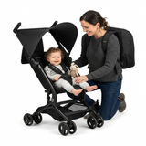 StrollPack : Poussette ultra-légère avec sac à dos de rangement